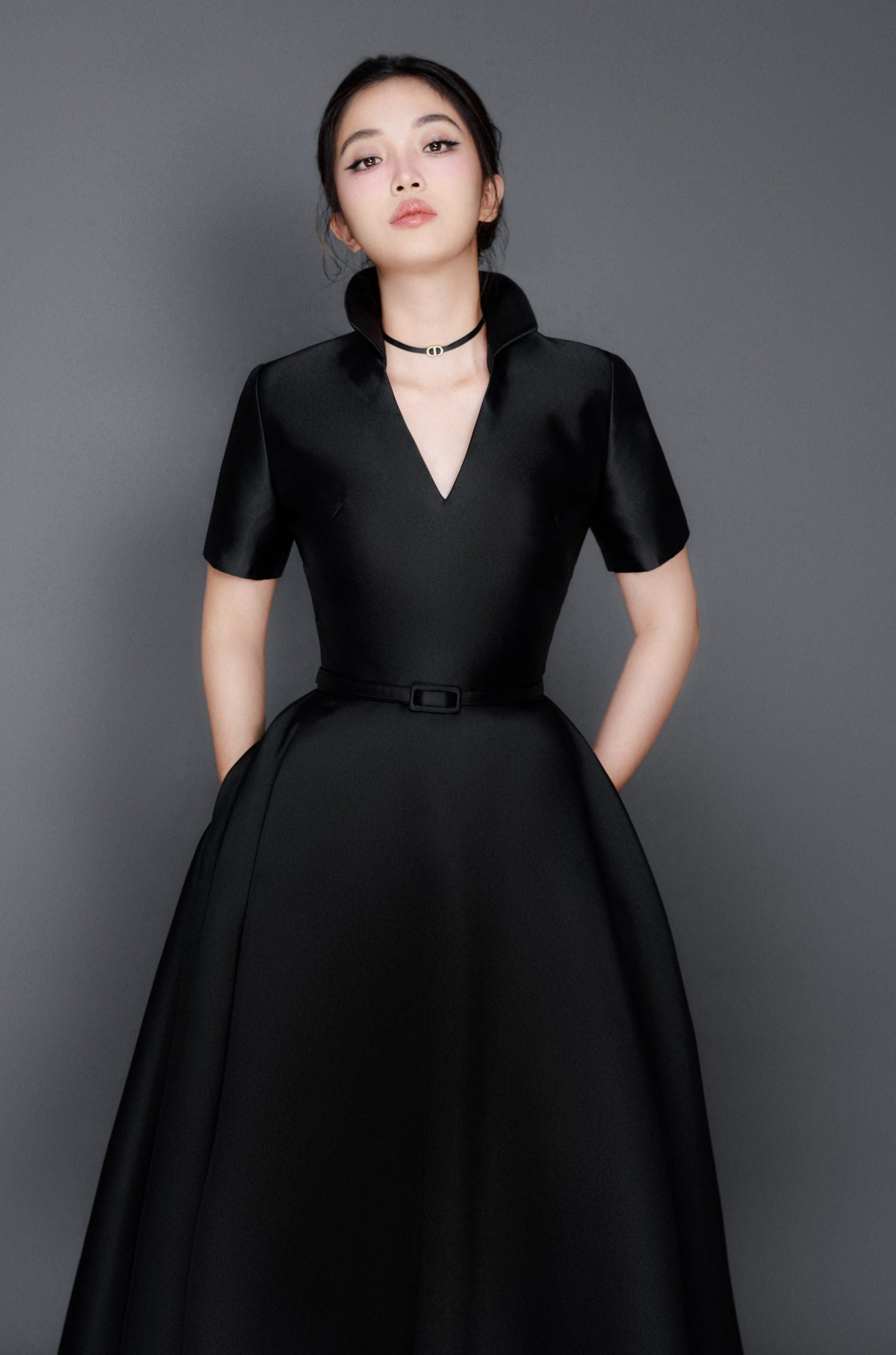 ICONIQUE Midi Dress – GIANA official website