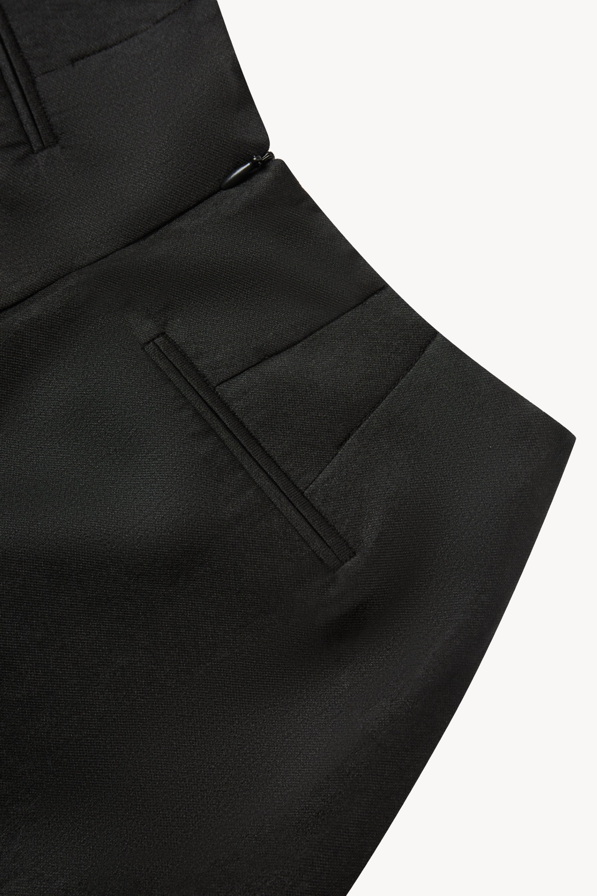 BULBE Pleated Trousers