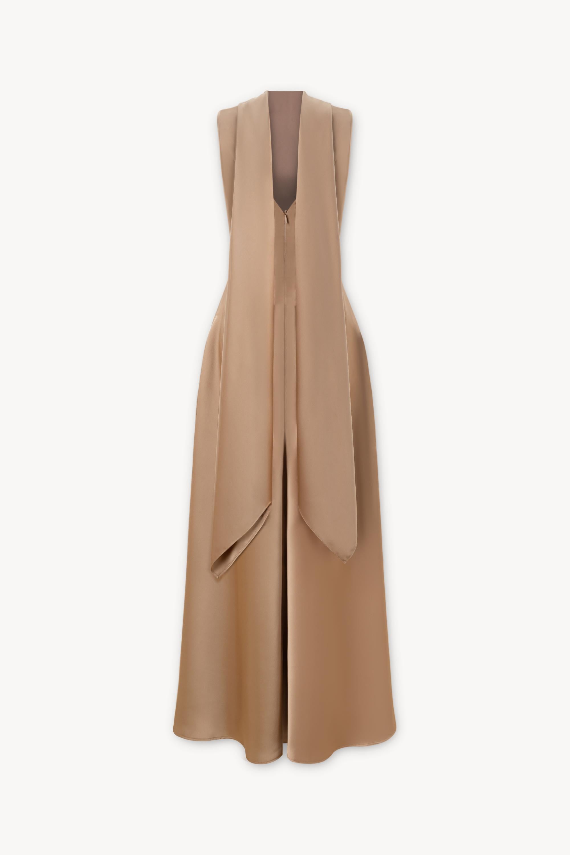 SOLANGE Silk Gown